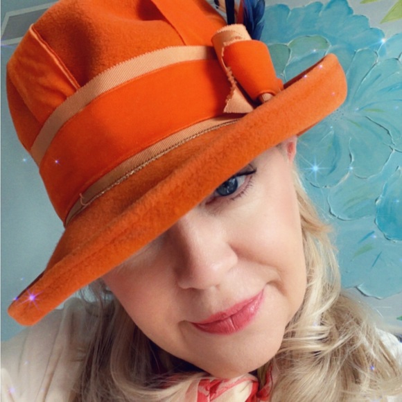 Unique pieces in my closet B-Unique don’t be Beige - Picture 13 of 16